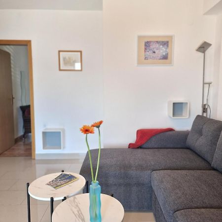 Apartments Silva With A View Of Sea Traù Esterno foto