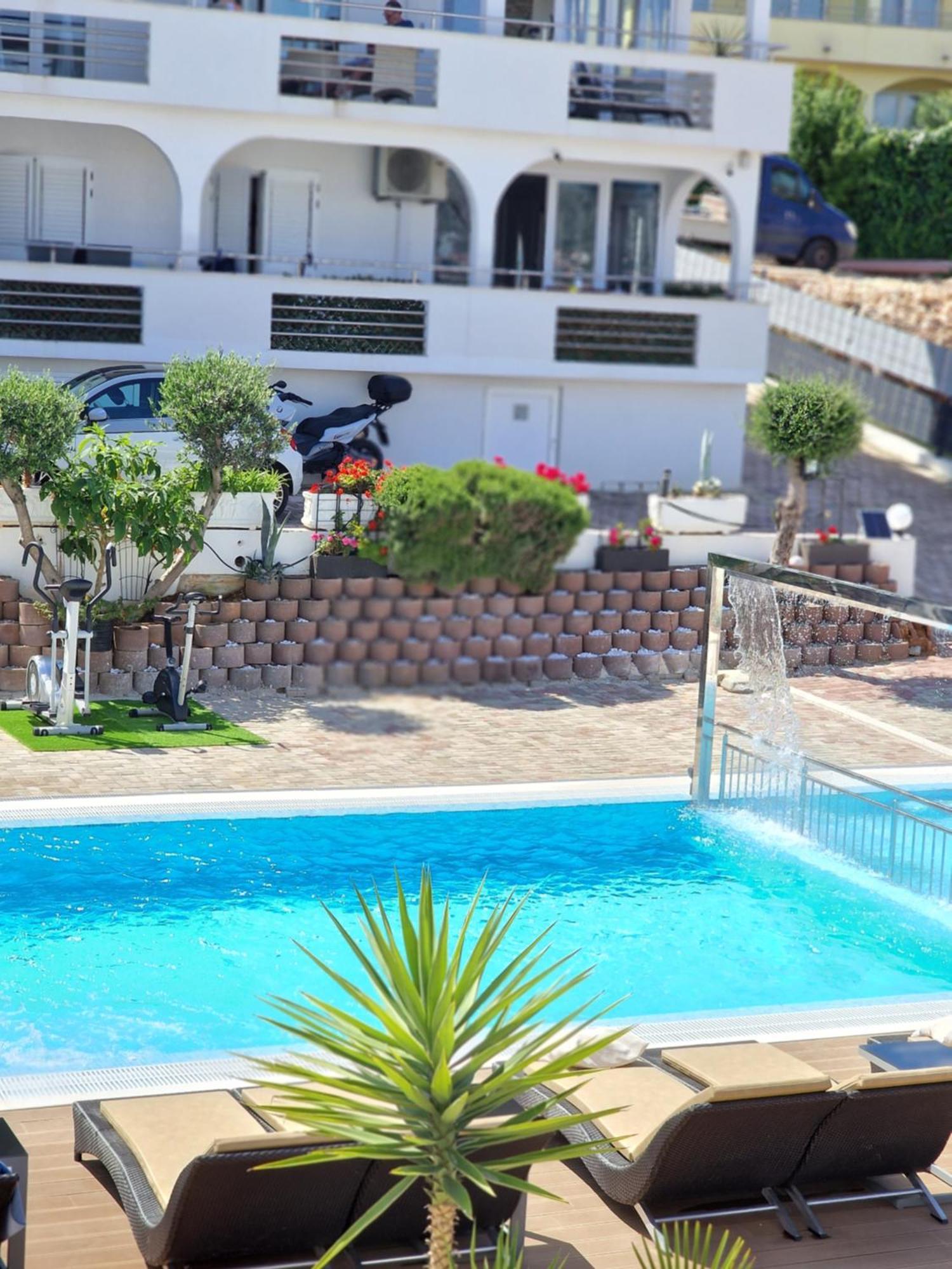 Apartments Silva With A View Of Sea Traù Esterno foto